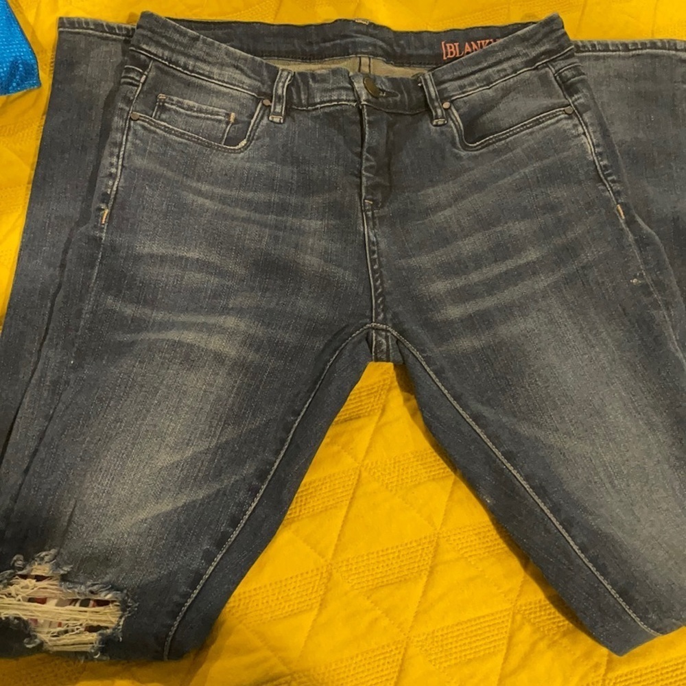 Blank nyc distressed jeans size 12 with patches ❤️🤍💙